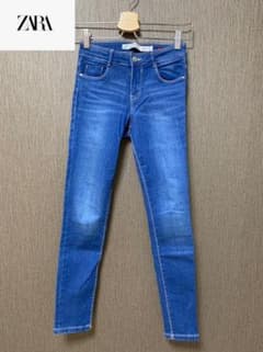 ZARA スキニーデニム ジーンズのサムネイル