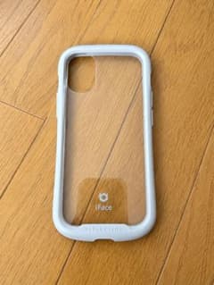 iFace reflection iPhone16用ケース ベージュのサムネイル