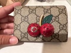 GUCCI チェリー財布 お値下げ中のサムネイル