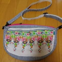 チチカカ　バッグのサムネイル