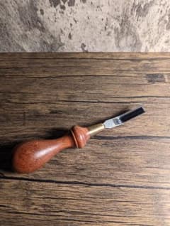 フレンチエッジャー 8mm パロサント Palosanto レザークラフト 工具のサムネイル
