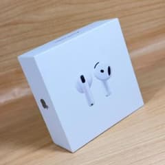 A7040 美品 Apple AirPods 第4世代 MXP63J/A - メルカリ
