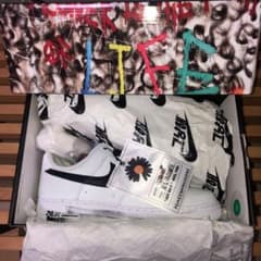 PEACEMINUSONE×NIKE AIR FORCE 1のサムネイル