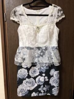 【9/17お値下げしました】ペプラム キャバドレス ミニドレス タイトのサムネイル