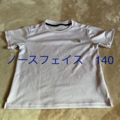 ノースフェイス　キッズ　Tシャツ　140のサムネイル