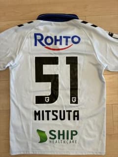 ガンバ大阪 51番 満田選手 ユニフォーム hummel 半袖 2025 ガンバ大阪 51番 満田選手 ユニフォーム hummel 半袖 2025 - メルカリ