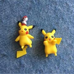 ☆ポケモン ピカチュウ ガチャガチャ 2個セット☆のサムネイル