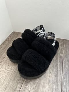 UGG ファーサンダルのサムネイル