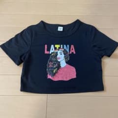 新品　ショート丈トップスのサムネイル