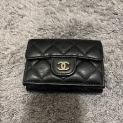 現行◇CHANEL 三つ折り財布 キャビアスキン マトラッセ 黒 ランダム 