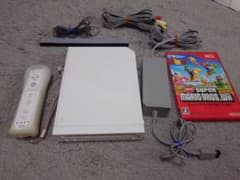 【良品・動作確認済】任天堂Wii 本体＋マリオブラザーズ セット 中古品のサムネイル