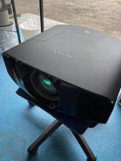 SONY VPL-VW575 4Kプロジェクター - メルカリ