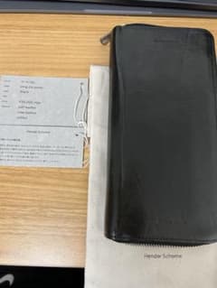Hender scheme long zip purse black 数回使極美 - メルカリ