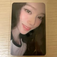 aespa MYWORLD MD ジップアップフーディー ウィンター トレカ aespa MYWORLD MD ジップアップフーディー ウィンター トレカ - メルカリ