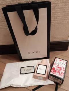 GUCCI BLOOM オードパルファム 50ml 正規品 値下げしましたのサムネイル