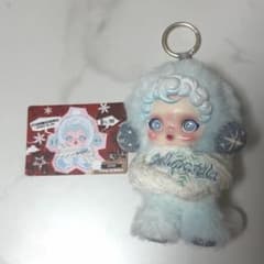 POPMART SKULLPANDA Winter Symphonyのサムネイル