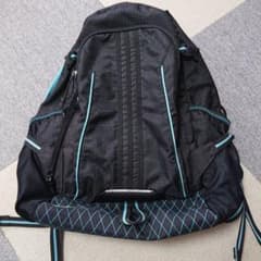 adidasリュックサックのサムネイル