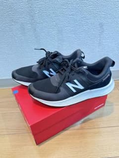 New Balance UA900CB1 ランニングシューズ 26.5cmのサムネイル