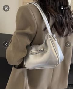 ショルダーバッグのサムネイル
