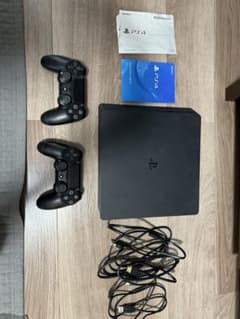 PlayStation4 CUH-2000 500GBのサムネイル