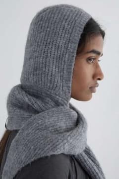 paloma wool フード付きウールマフラー Coucou paloma wool フード付きウールマフラー Coucou - メルカリ