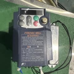 Fuji Electric FRENIC-Mini FRN0.4C1S-2Jのサムネイル