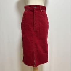 GU corduroy tight skirt (size M) red with slit