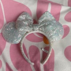 ディズニー カチューシャ スパンコール ホワイトのサムネイル