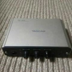 TASCAM US-100 オーディオインターフェースのサムネイル