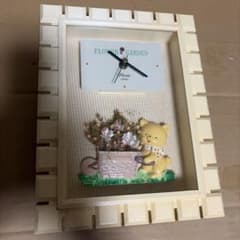 ⭐️【昭和レトロ】Flora クマとドライフラワーの置時計 掛け時計 ファンシーのサムネイル