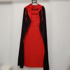 ハロウィン用 リバーシブルマント 黒×赤 コスプレ衣装のサムネイル