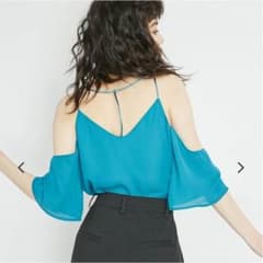 EVRIS オフショル 白のサムネイル