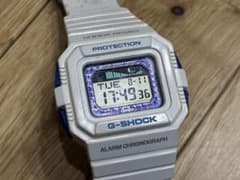 CASIO G-SHOCK G-LIDE GLX-5500 腕時計のサムネイル