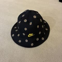 NIKE バケットハット デイジー柄 ダークネイビー S/Mのサムネイル