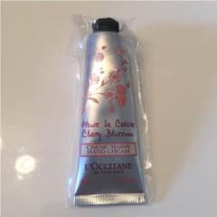 【新品未使用！】ロクシタン  ハンドクリーム♡のサムネイル