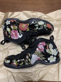 Nike Air Foamposite oneのサムネイル