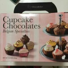 カップケーキ チョコレートのサムネイル