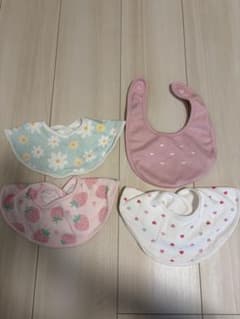 ベビー スタイ よだれかけ 4枚セットのサムネイル