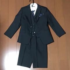 コムサフィユ　黒　ストライプ　スーツ　入学式　卒園式　120のサムネイル