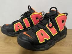 Nike Air More Uptempo ホットパンチのサムネイル