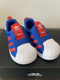 adidas アディダス スニーカー　13.0cmのサムネイル