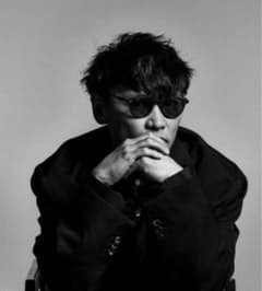 美品】EYEVAN7285 756 col.100 ブラック ブルーレンズ - メルカリ