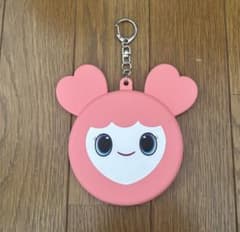 【honono様専用】TWICE MOMO 缶バッチケースのサムネイル