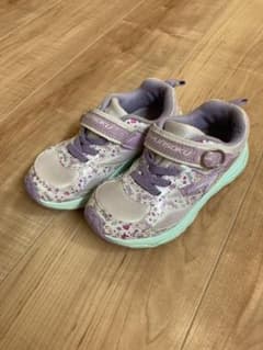 瞬足　スニーカー　女の子　16.5㎝のサムネイル