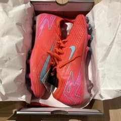 NIKE マーキュリアル　ヴェイパー16エリートAGのサムネイル