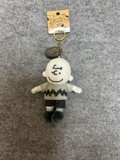 PEANUTS チャーリー・ブラウン ぬいぐるみキーホルダー 約10cmのサムネイル
