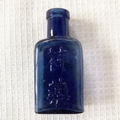 a*e様 レトロ小瓶 神薬瓶 アンティーク瓶 ボトルディギング - メルカリ