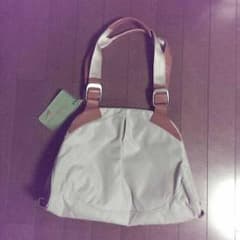 ☆あやめ様専用☆ベージュのスポーツバッグのサムネイル