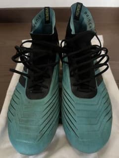 プレデターアブソリュート　SG サッカースパイク アディダス プレデターアブソリュートSG | ¡Compre