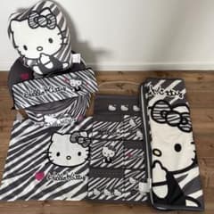 ハローキティ ハッピーバッグ5点セット ゼブラ柄 アベイル福袋 - メルカリ